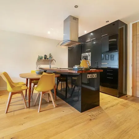 2 Bed In Oc-lr015 Apartment Ambleside