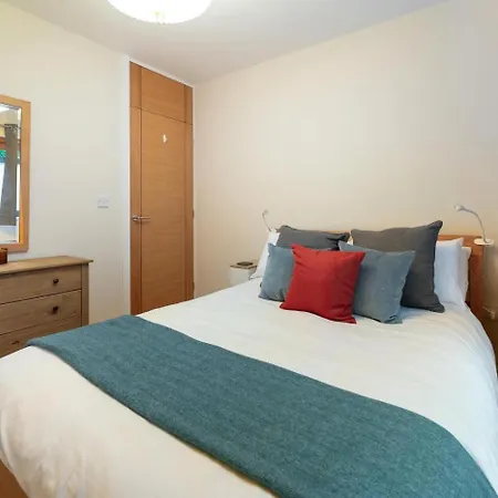Apartment 2 Bed In Oc-lr015